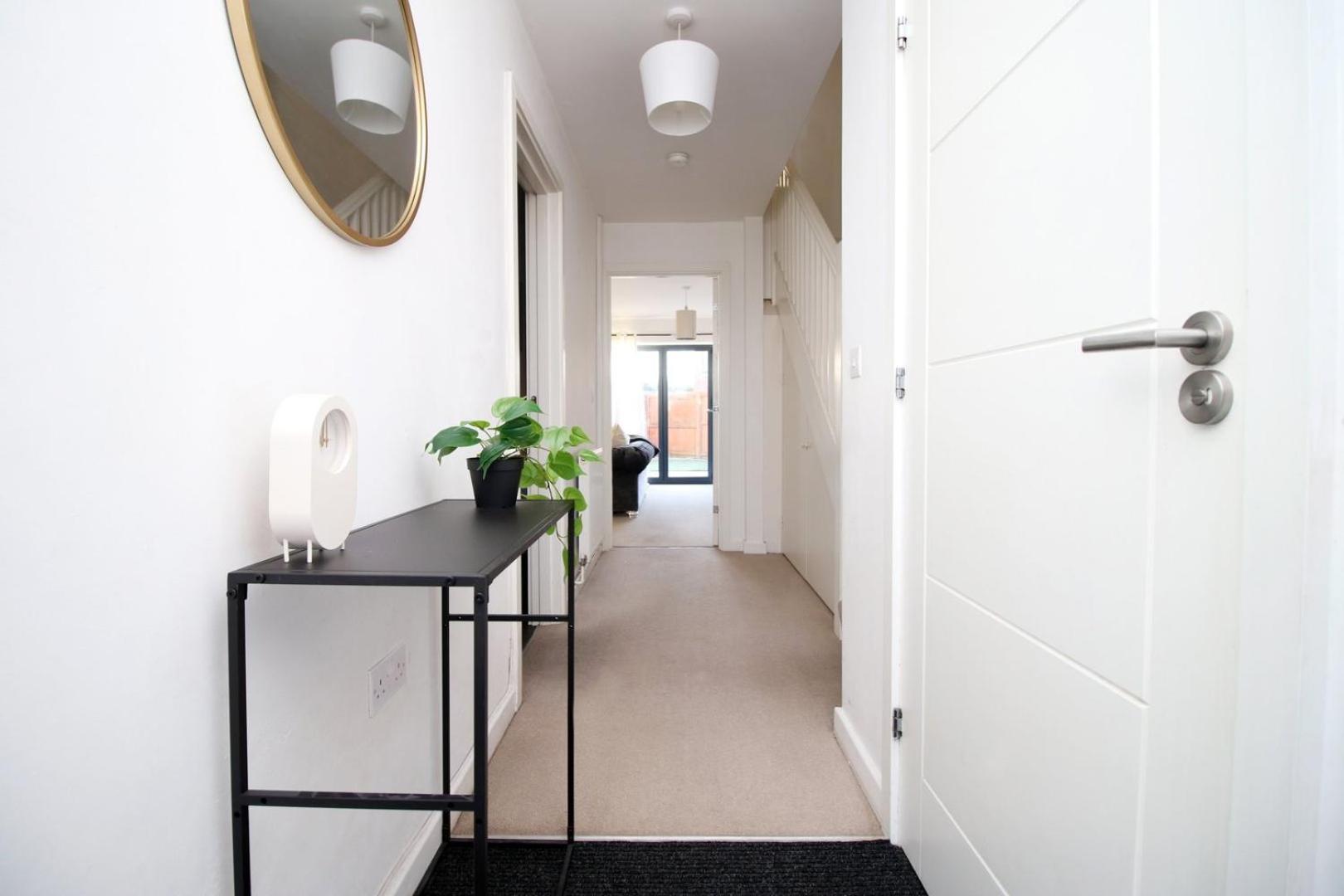 3br | Free Parking | Wifi